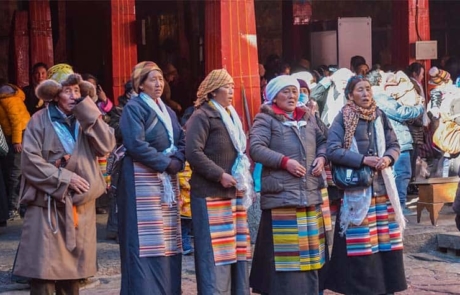 Group of Local Tibetan singing in Jokhang Temple during Palden Lhamo festival