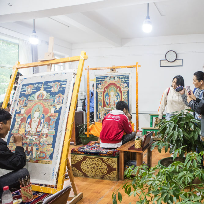 visit Tibetan Handicraft