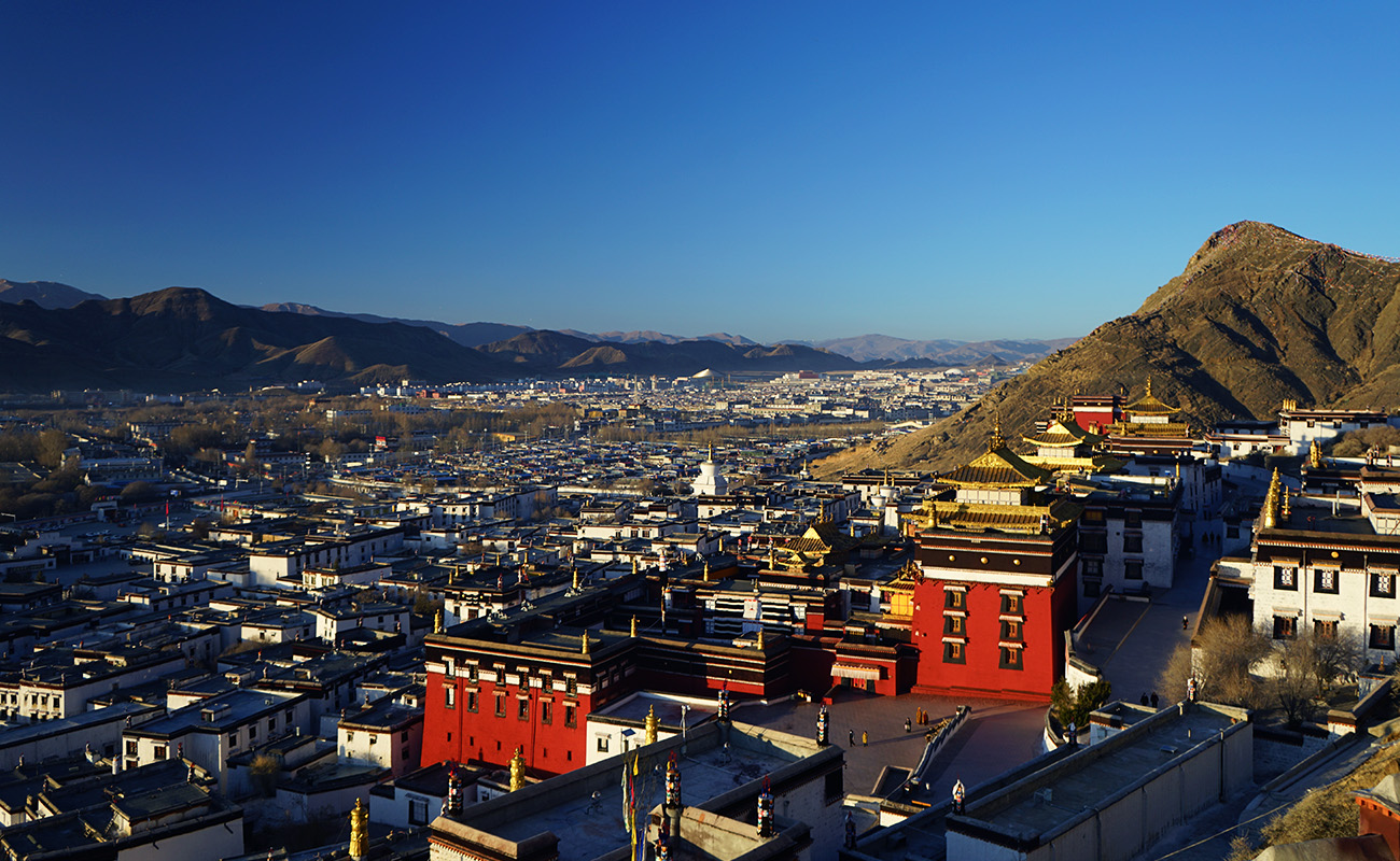 Tibet Vista: A Journey into the Serene Land of Mystical Beauty